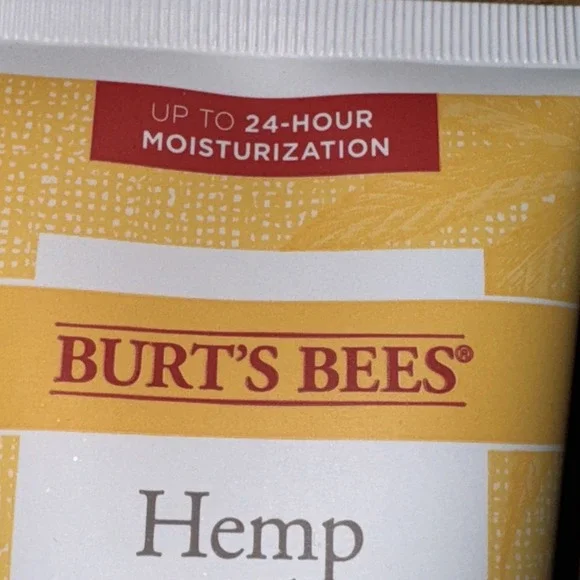 Burt's Bees Hemp Body Lotion 6 oz Skincare - New - Picture 4 of 10